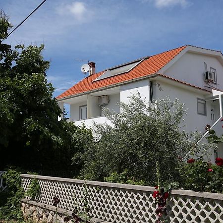 Apartments Ljubica Башка Экстерьер фото